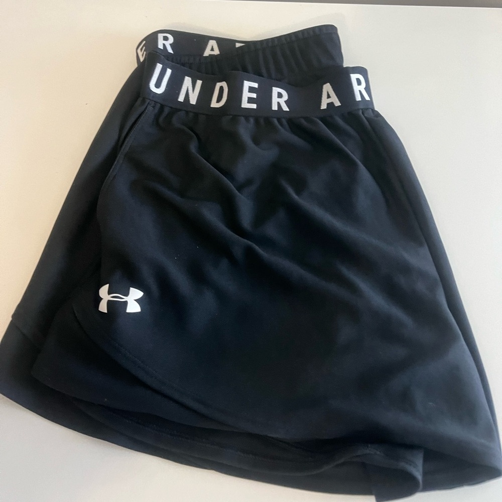 under armour athletic running short